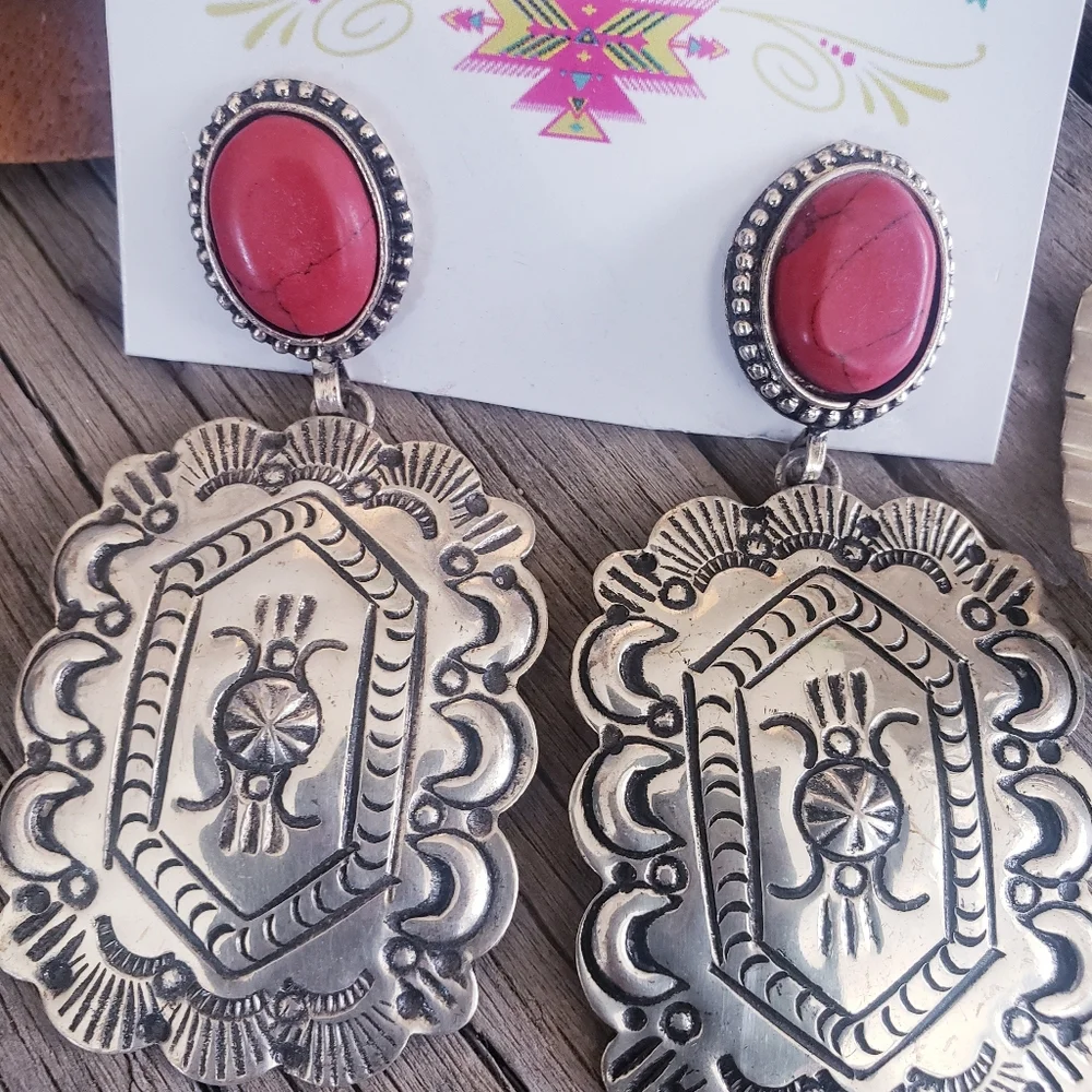 Red Ranger Earrings Only - Picture 1 of 4